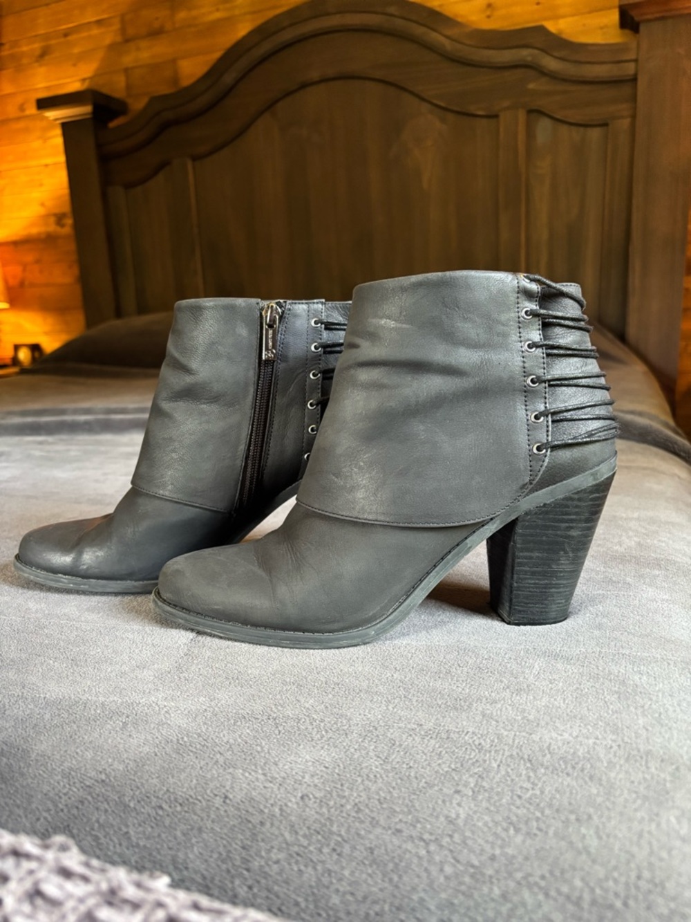 Jessica Simpson Caysy Leather Ankle Booties Size 9, Black Leather Heeled Boots